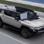 GMC Hummer EV SUV Price in india, Specs and Features